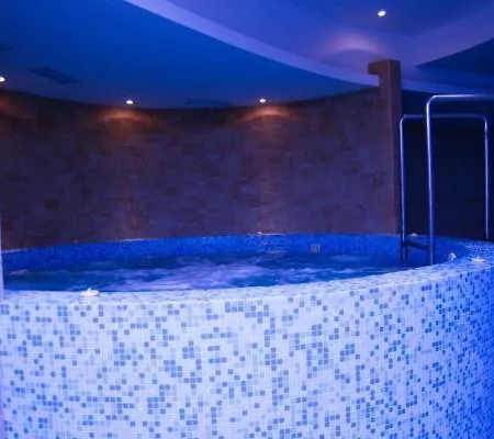 Club218 Wellness Balaton Apartman *
