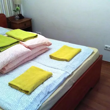 Club218 Wellness Balaton Apartman *