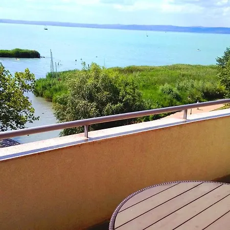 Club218 Wellness Balaton Apartman Appart hôtel Siófok
