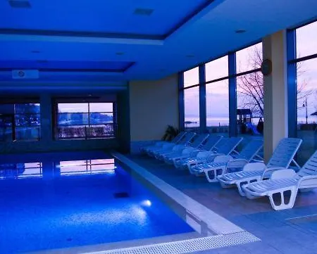 Club218 Wellness Balaton Apartman *